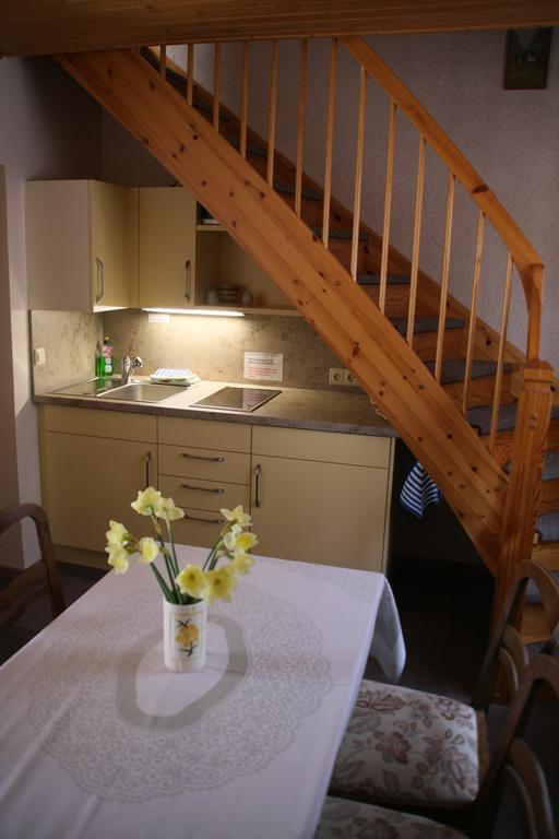Ferienwohnung Gliese Бесков Екстер'єр фото